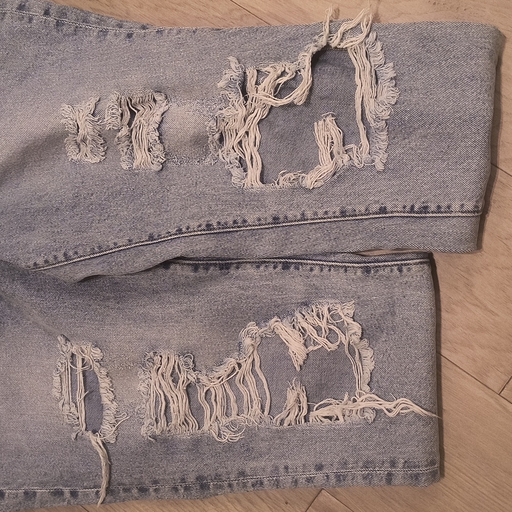 Simple Society Ripped Jeans - Picture 3 of 15